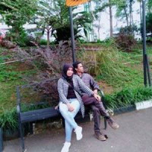 AuL'zhie profile icon