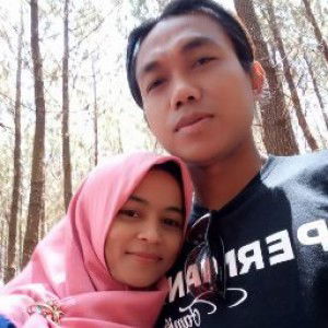 ainin dya Arta ningrum profile icon