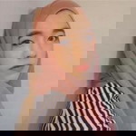 Rose Roslyn profile icon