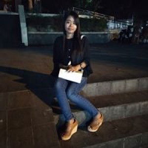 Vhee Fitri Widiya profile icon