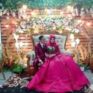 Dwi Kurniati profile icon