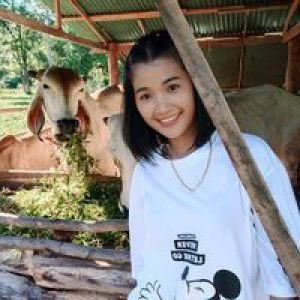 Patcharee Kampomnok profile icon