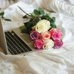 Danik Daryanti profile icon