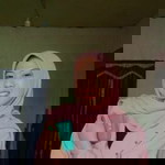 Risty Dwi Putri profile icon