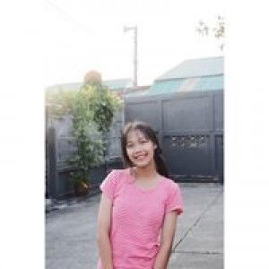 ชื่อ' พลอย profile icon