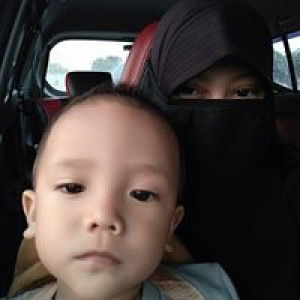 Dini Anggraini profile icon