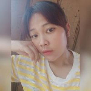 พลอย งึก'กก profile icon