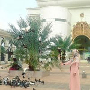 Nilam Sari profile icon