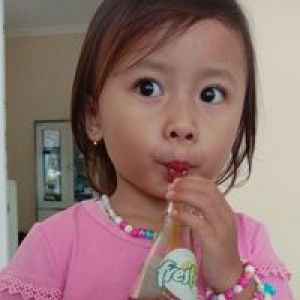 Octaviani Chandra profile icon