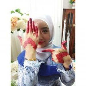 Umira Syahira profile icon