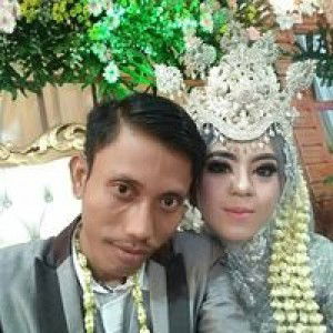 Nadia Farha profile icon