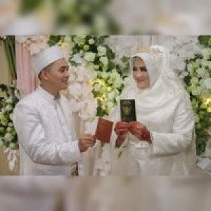 Evi Khairani profile icon