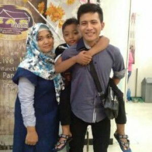 Ree Wahyuni profile icon