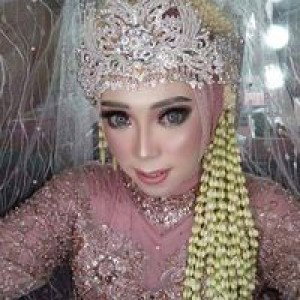 Lilis Shukma profile icon