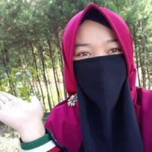 Risma Nuraeni profile icon