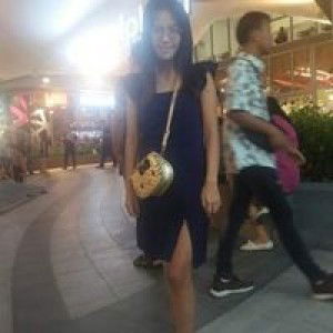 ยิ่งพยายามมากแค่ไหน ยิ่งทำให้รู้ว่าเราไม่ใช่ คนที่เขารัก profile icon