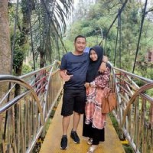 Dwi Fadhillah Rizki Friyani profile icon