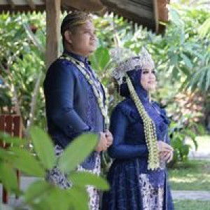 Eva Nikmah profile icon