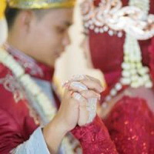 Annisa Dwi profile icon