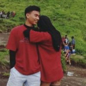 Aprilia April profile icon