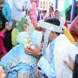Dewi Nurhani profile icon