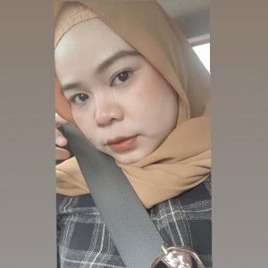 RinaAinun Official profile icon