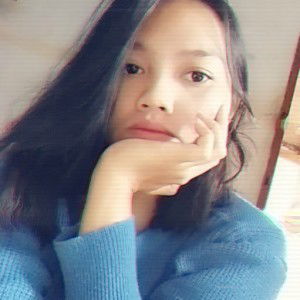 Suci Larasati profile icon