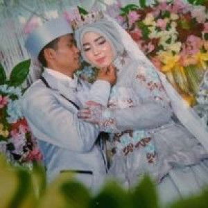 Novi Anggraeni profile icon