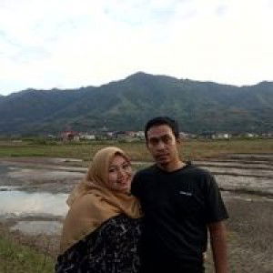 Wulan Satriani Putri profile icon