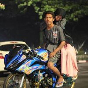 Neneng Sri Wulandari profile icon