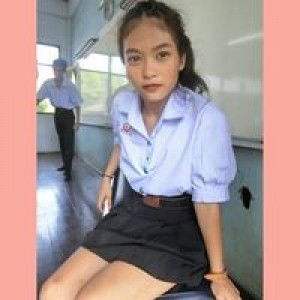 ลี' วาย. profile icon