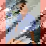 ลี' วาย. profile icon