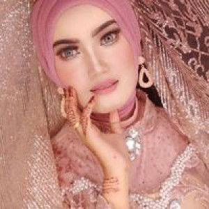 Novita Sari profile icon