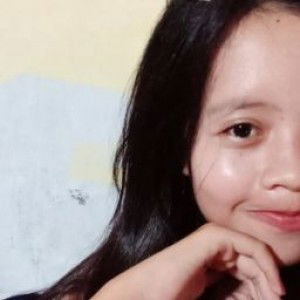 Dwi Yuli profile icon