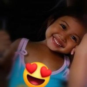 E Ri Ca profile icon