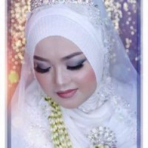 Ririn Astuti profile icon