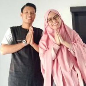 Esti Febri Yenita profile icon