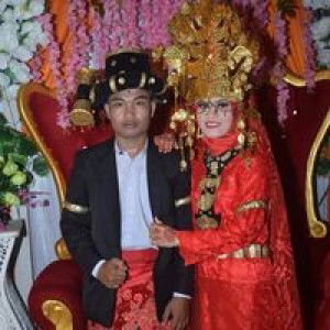 zahrayani loebis profile icon