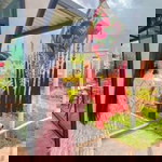 May'May Auchara profile icon