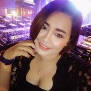 Zine Chutima Pumpuang profile icon