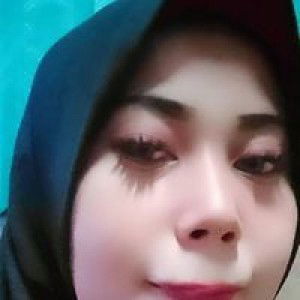 Lisa oktaviani profile icon