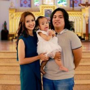 Louwina Carlos profile icon