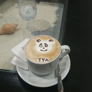 Chintya Monika profile icon