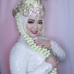 Rini Nuraeni profile icon