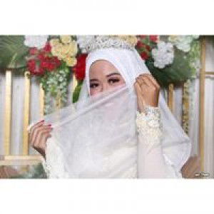 Apriliana Triya Shusanti profile icon