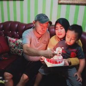 Mbuu Na Fadhil profile icon