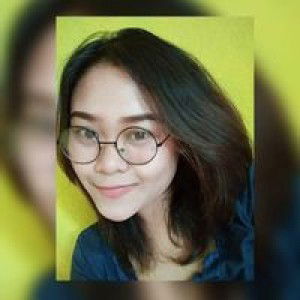 Putri Christma profile icon