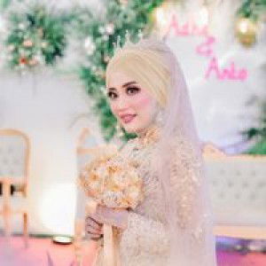 Adhe Wulandari profile icon