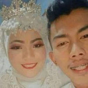 Asri Wahyuni profile icon