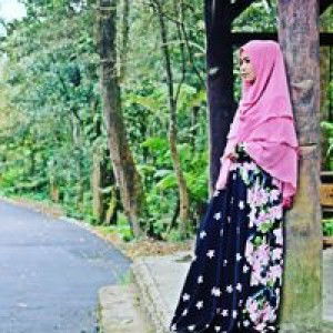 Ina Aryani profile icon